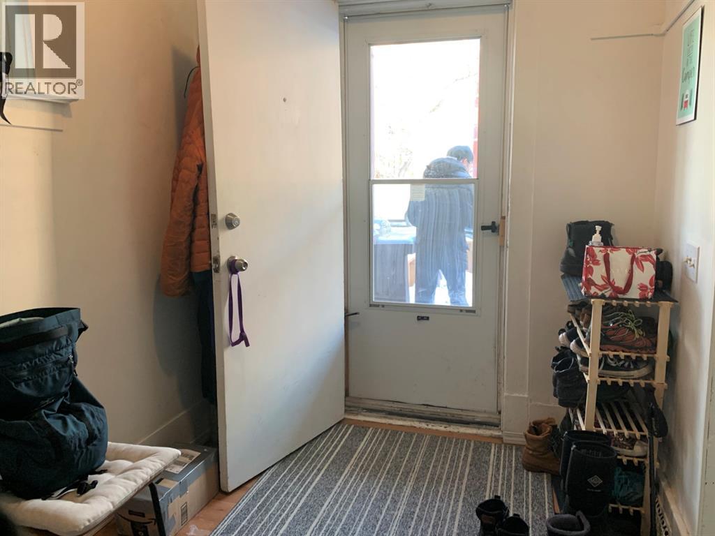 House for Sale in 1223 13 Avenue SW|Calgary, Alberta T3C0T2 4