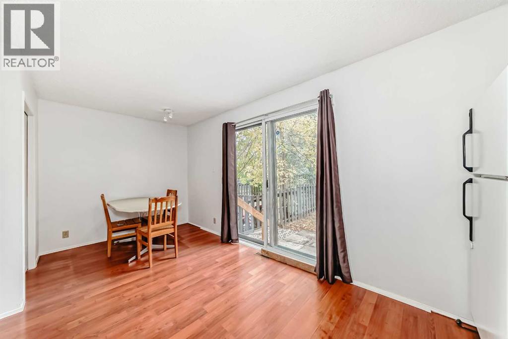 Row / Townhouse for Sale in #11, 380 Bermuda Drive NW|Calgary, Alberta T3K2B2 5