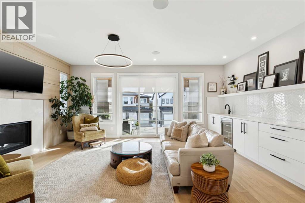 House for Sale in 28 Timberline Way SW|Calgary, Alberta T3H0W3 4