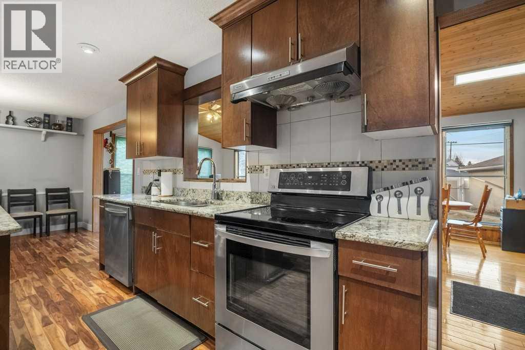 House for Sale in 4704 Marbury Place NE|Calgary, Alberta T2A2W2 4