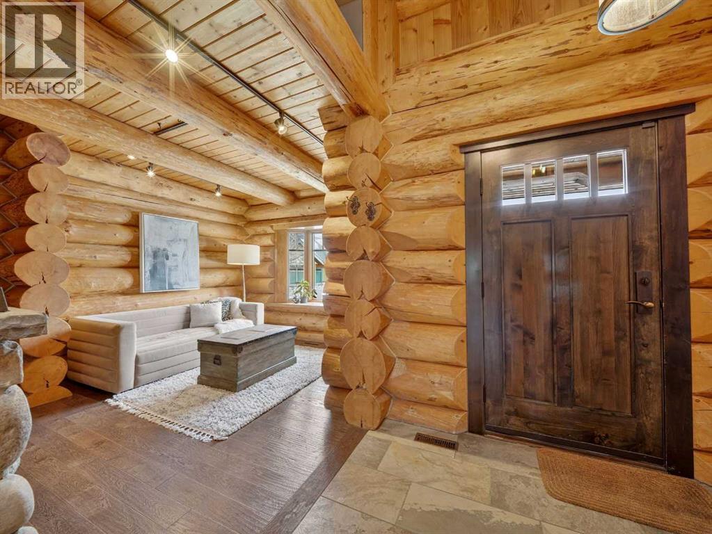 House for Sale in 31067 Woodland Heights|Rural Rocky View County, Alberta T3R1C6 3