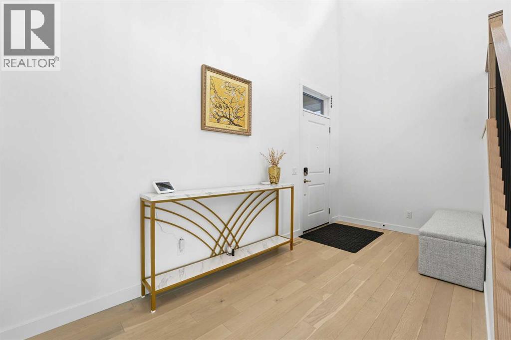 House for Sale in 65 Rowmont Link NW|Calgary, Alberta T3L0J3 4