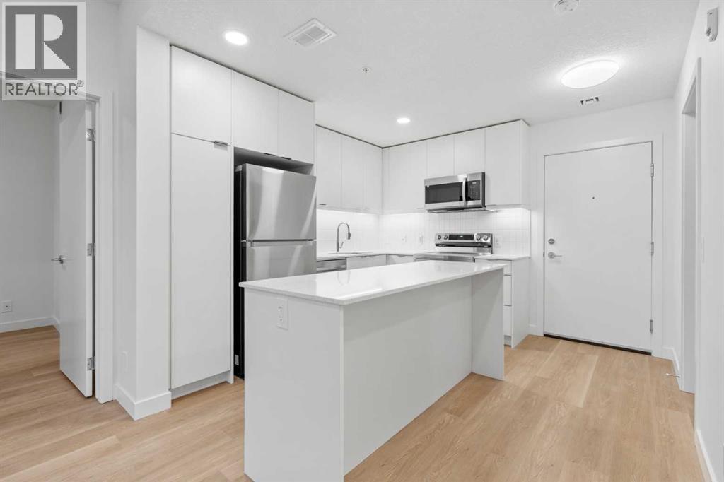 Apartment for Sale in 3204, 8500 19 Avenue SE|Calgary, Alberta T2A0M8 3