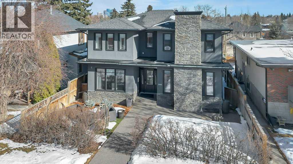 House for Sale in 2242 25A Street SW|Calgary, Alberta T3E1Y9 2