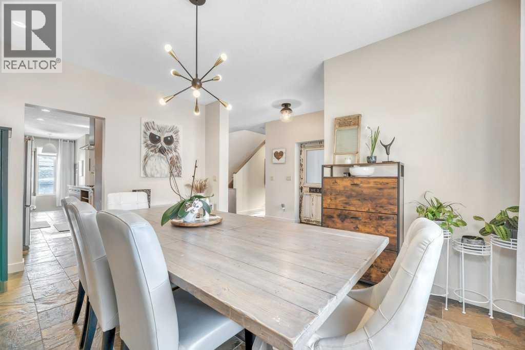 House for Sale in 2242 25A Street SW|Calgary, Alberta T3E1Y9 4