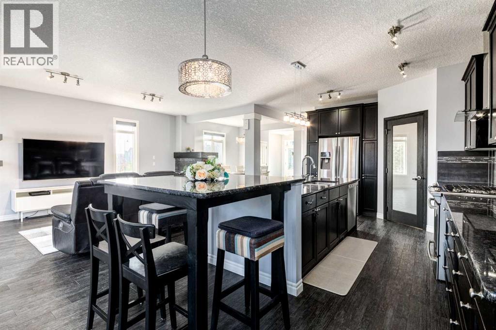 House for Sale in 14 Marquis Heights SE|Calgary, Alberta T3M1X6 5