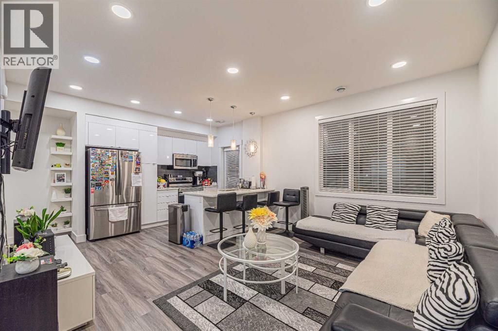 Row / Townhouse for Sale in 104, 10060 46 Street NE|Calgary, Alberta T3J2H8