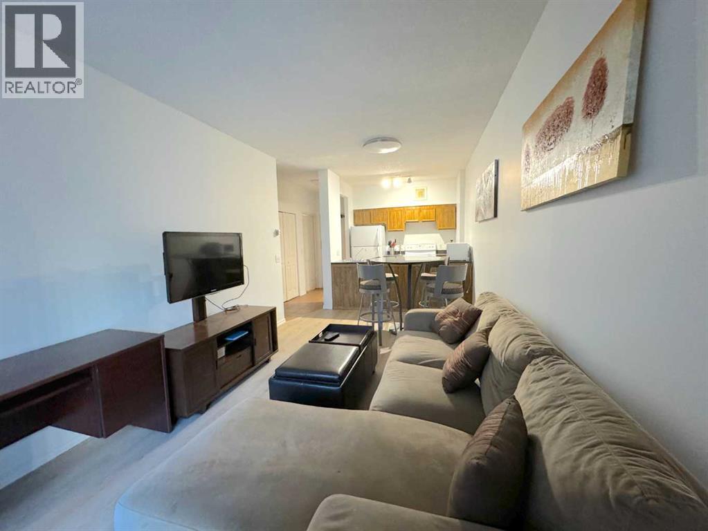 Apartment for Sale in 202, 738 3 Avenue SW|Calgary, Alberta T2P0G7 4