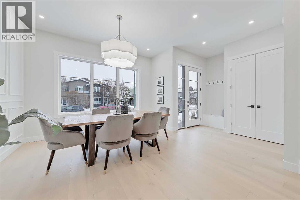 Duplex for Sale in 2809 25A Street SW|Calgary, Alberta T3E1Z5 4