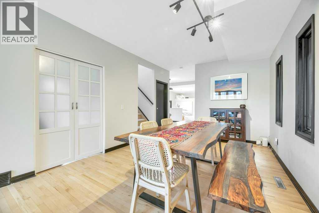 House for Sale in 1940 Broadview Road NW|Calgary, Alberta T2N3H7 3