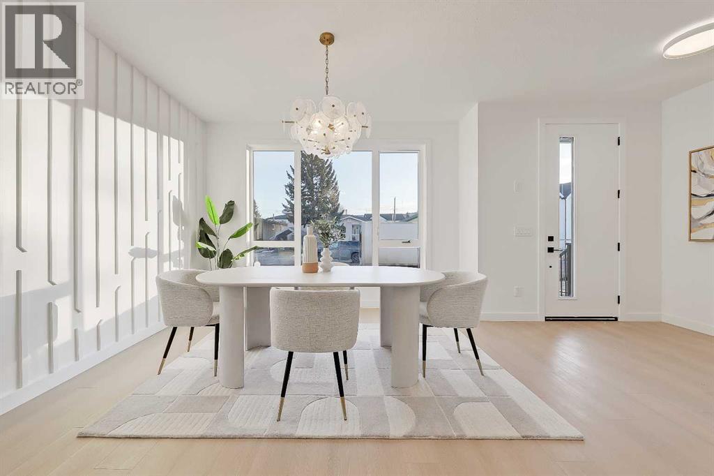 Duplex for Sale in 8136 47 Avenue NW|Calgary, Alberta T3B1Z5 4