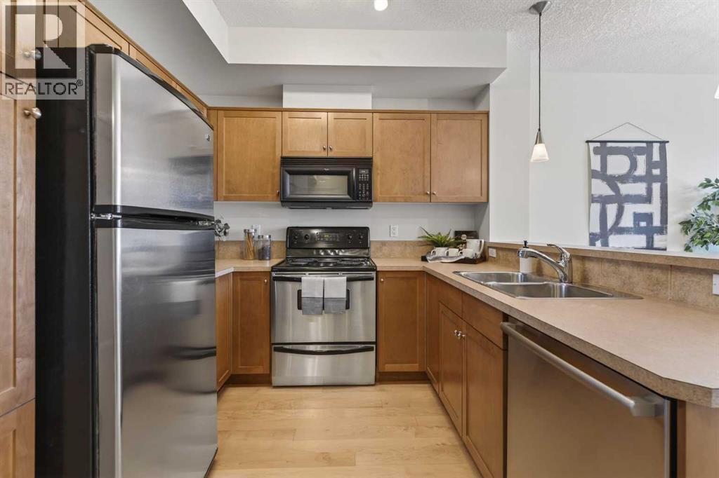 Apartment for Sale in 206, 208 Holy Cross Lane SW|Calgary, Alberta T2S3G3 5