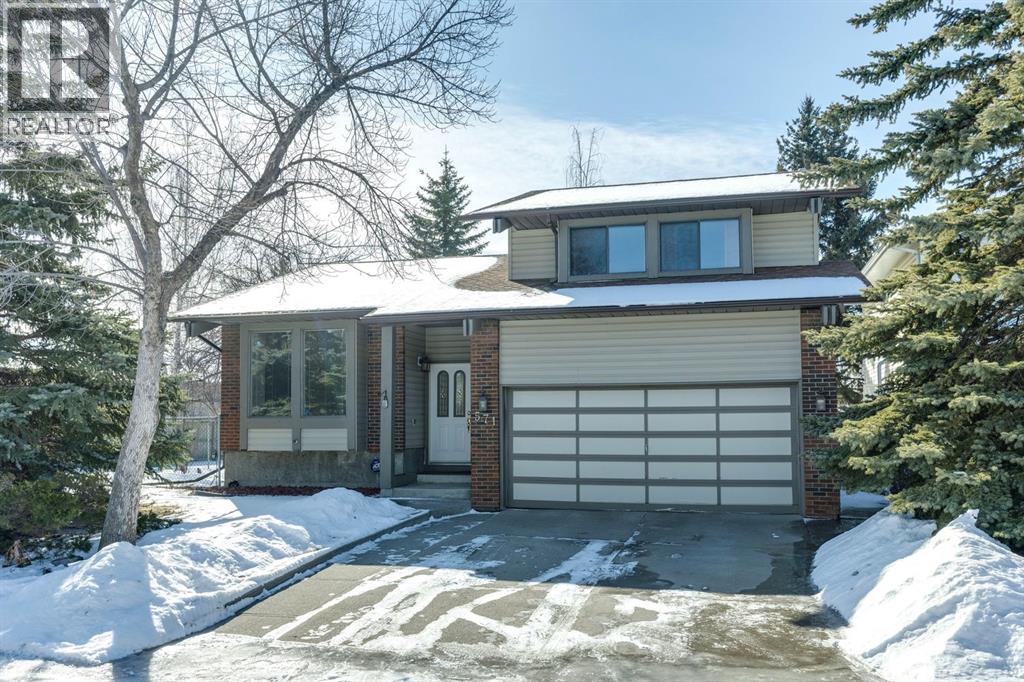 House for Sale in 571 Woodside Place SW|Calgary, Alberta T2W3J9