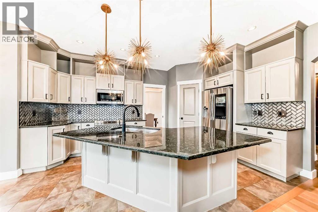 House for Sale in 2 Tuscany Estates Crescent NW|Calgary, Alberta T3L0B2 4