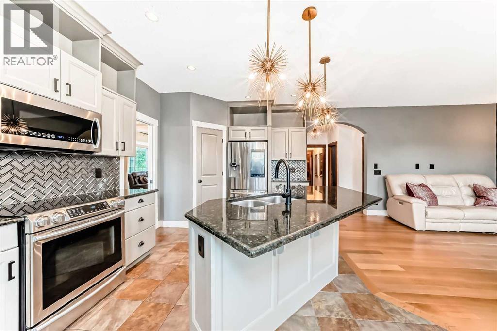 House for Sale in 2 Tuscany Estates Crescent NW|Calgary, Alberta T3L0B2 5