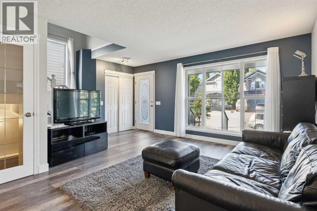 House for Sale in 117 Tuscany Drive NW|Calgary, Alberta T3L2C3 4