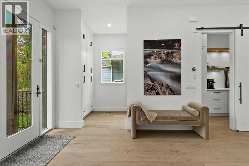 House for Sale in 4407 17 Street SW|Calgary, Alberta T2T4R1 3