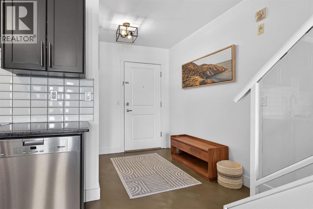 Apartment for Sale in 373, 2233 34 Avenue SW|Calgary, Alberta T2T6N2 4