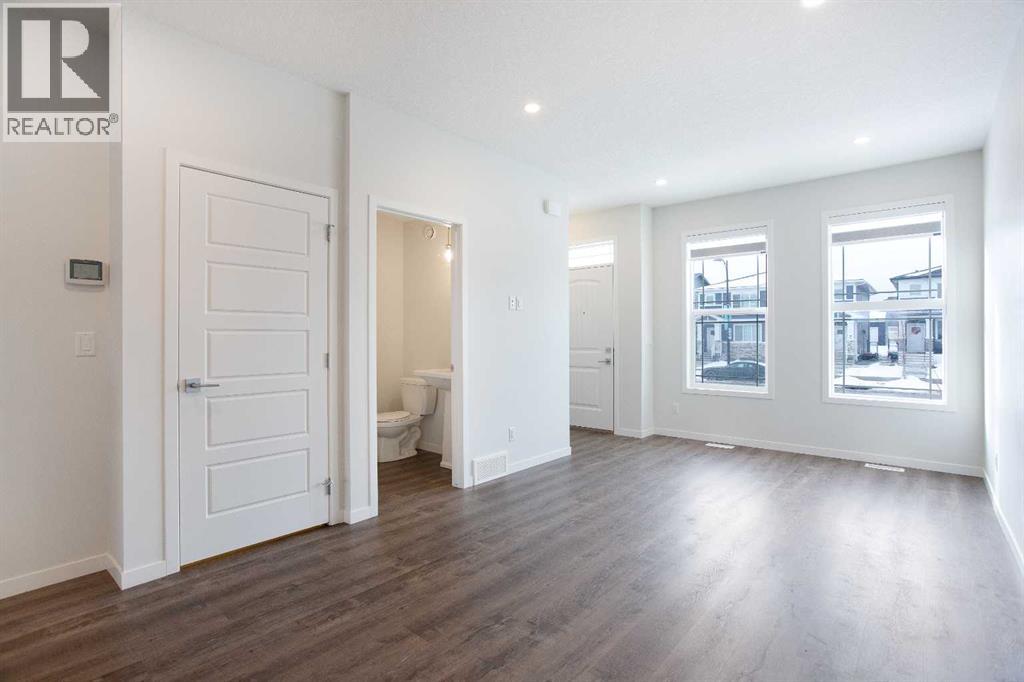 Duplex for Sale in 16 Creekstone Drive SW|Calgary, Alberta T2X4Z5 3