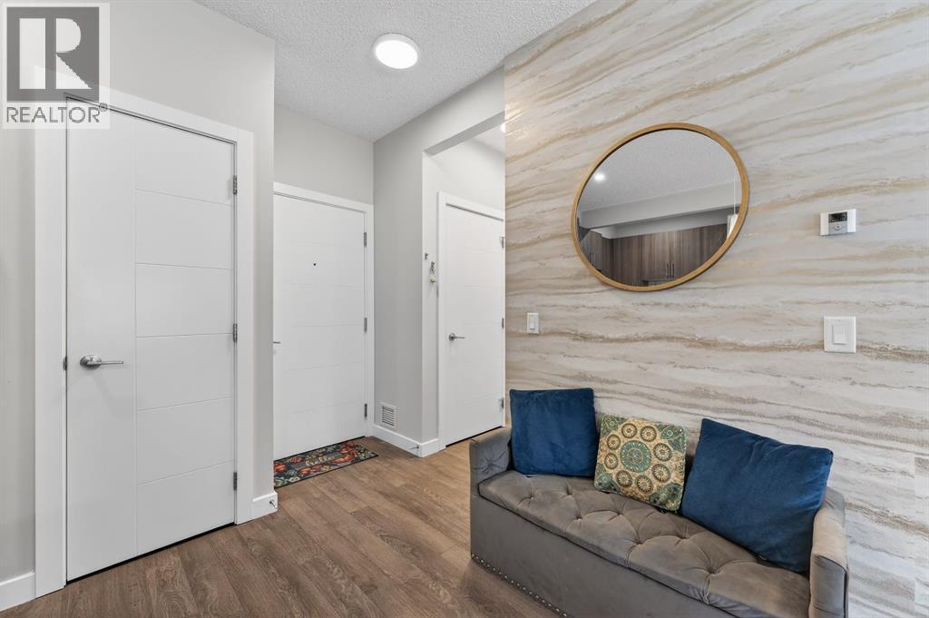 Apartment for Sale in 111, 4 Sage Hill Terrace NW|Calgary, Alberta T3R0W4 3