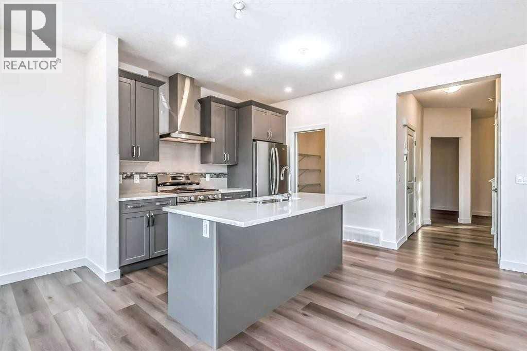 House for Sale in 276 Belvedere Drive|Calgary, Alberta T2A7M5 5