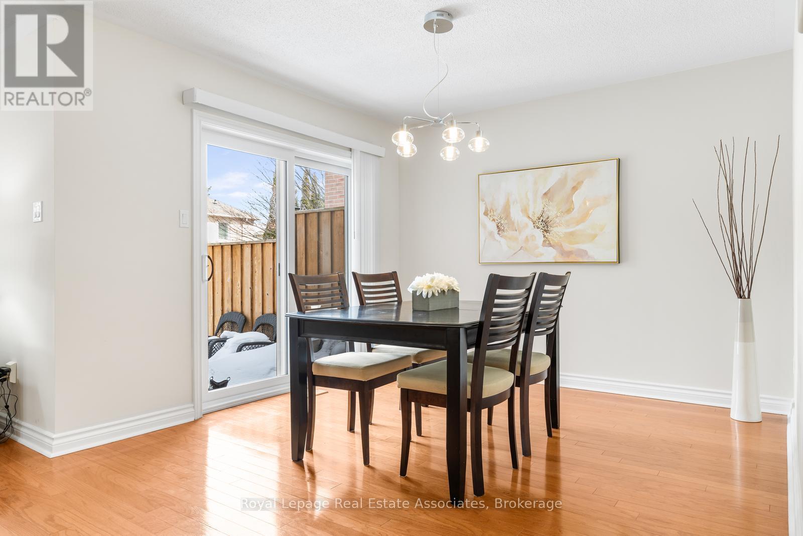 Row / Townhouse for Sale in 94 - 5480 GLEN ERIN DRIVE|Mississauga (Central Erin Mills), Ontario L5M5R3 5