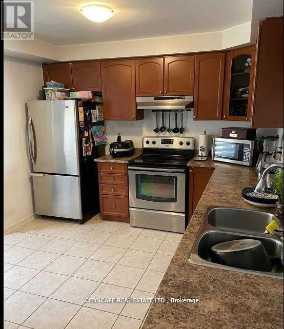 Row / Townhouse for Sale in 7 - 5725 TENTH LINE W|Mississauga (Churchill Meadows), Ontario L5M0P7 2