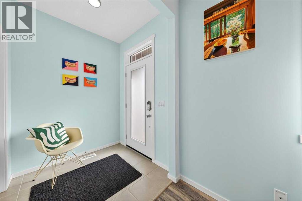 Row / Townhouse for Sale in 82 Mahogany Drive SE|Calgary, Alberta T3M2K2 5