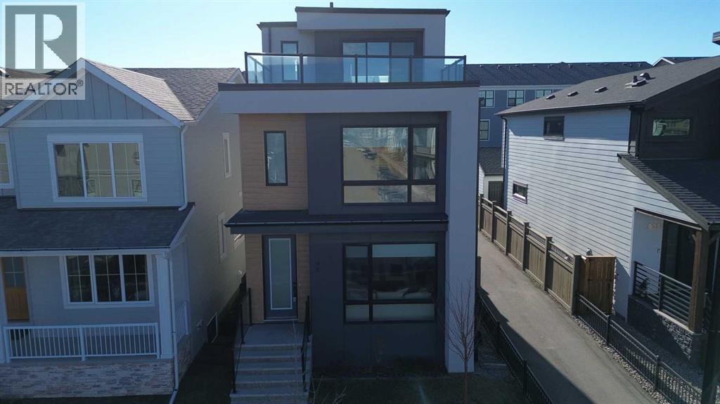 House for Sale in 45 Treeline Avenue SW|Calgary, Alberta T2Y0R7