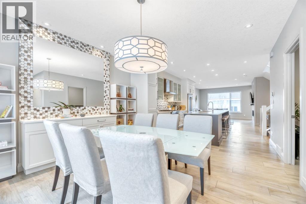 Duplex for Sale in 418 13 Avenue NE|Calgary, Alberta T2E1C2 4