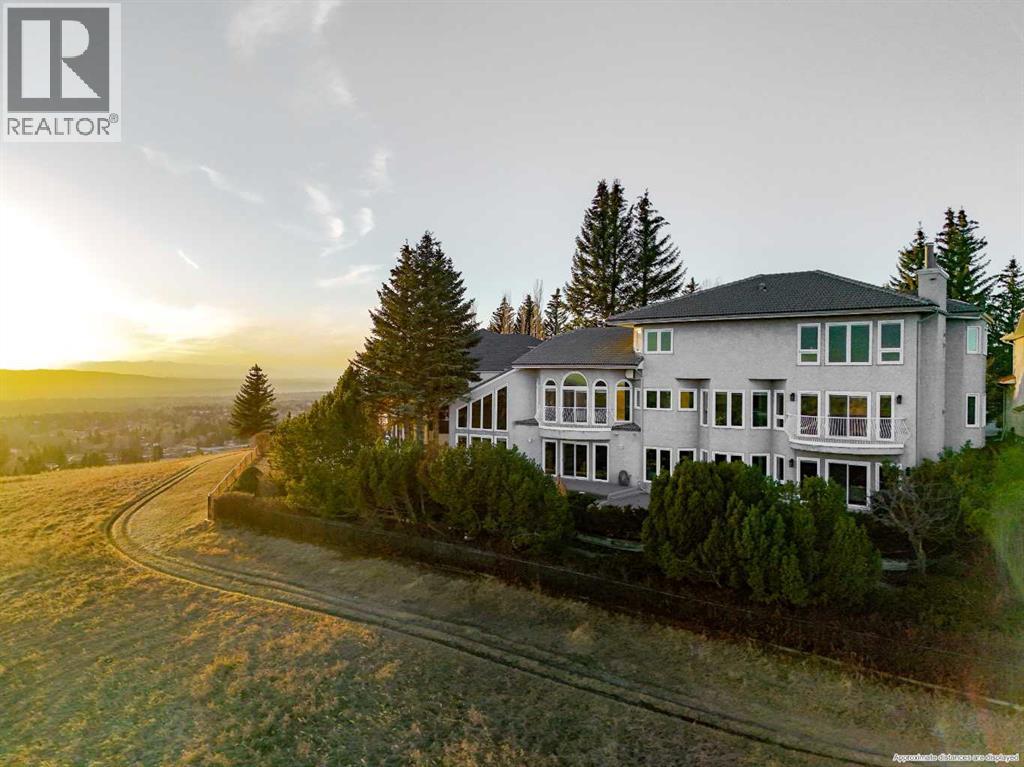 House for Sale in 57 Edelweiss Point NW|Calgary, Alberta T3A4N5 2