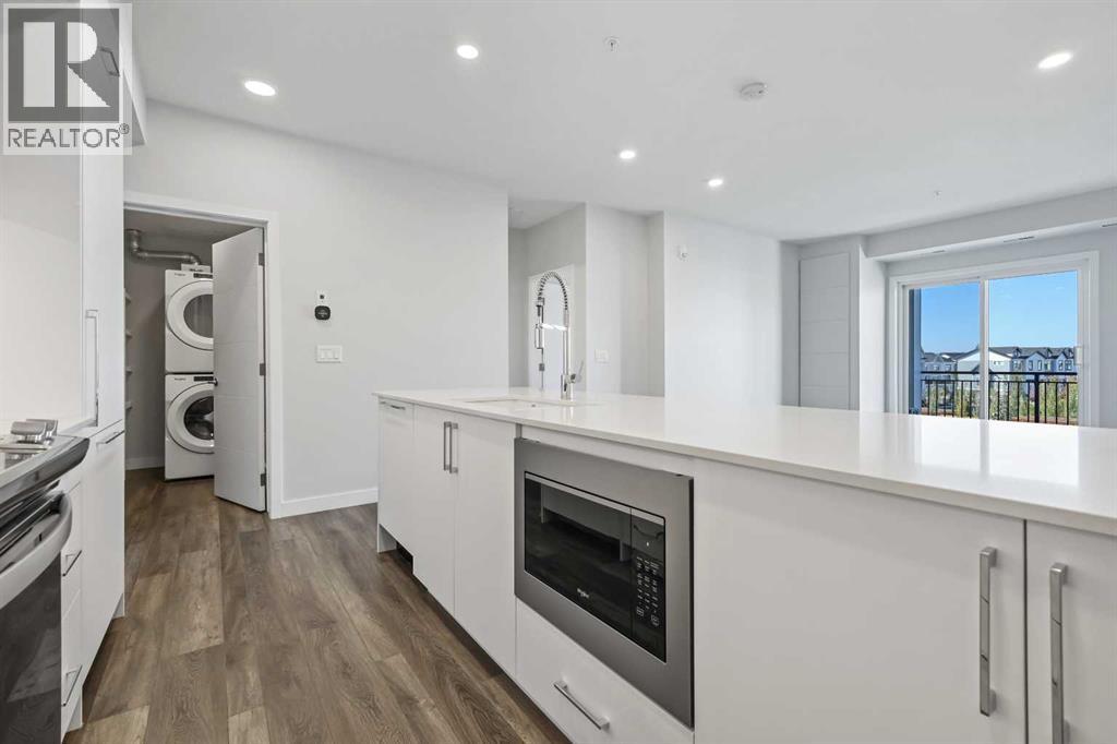 Apartment for Sale in 317, 255 Les Jardins Park SE|Calgary, Alberta T2C5W9 3