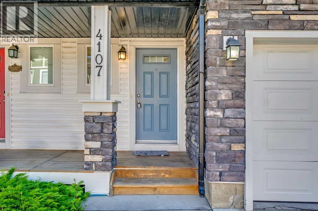 Row / Townhouse for Sale in 4107, 333 Taralake Way NE|Calgary, Alberta T3J0M3 3