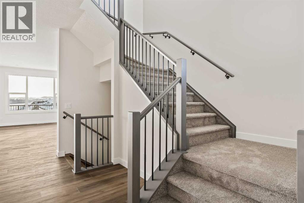 House for Sale in 27 Setonvista Grove SE|Calgary, Alberta T3M3L8 2