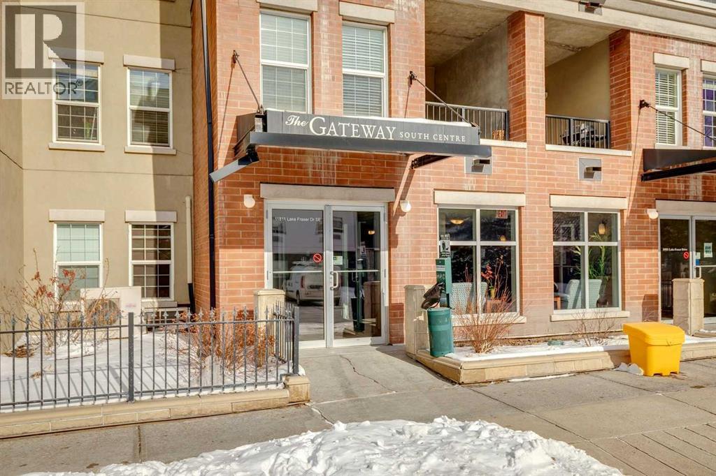 Apartment for Sale in 4604, 11811 Lake Fraser Drive SE|Calgary, Alberta T2J7J4 2