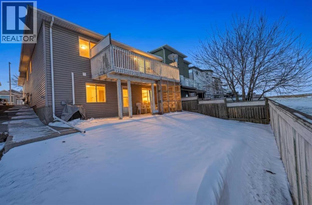 House for Sale in 63 Anaheim Crescent NE|Calgary, Alberta T1Y7B4 3