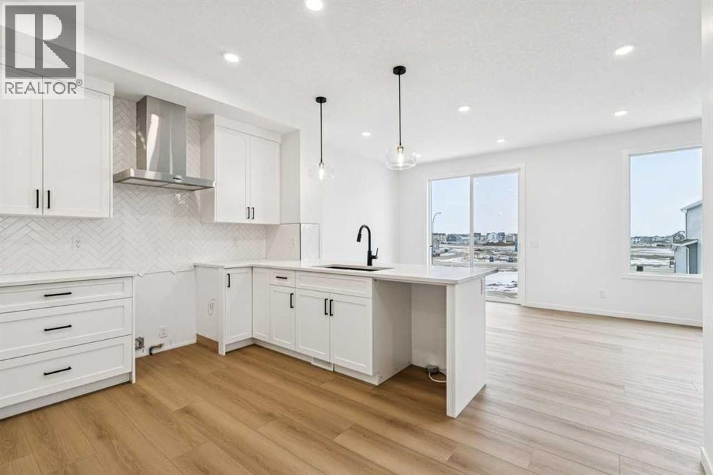 House for Sale in 79 Bartlett Row SE|Calgary, Alberta T3S0X9 4