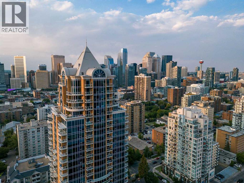 Apartment for Sale in 803, 817 15 Avenue SW|Calgary, Alberta T2R0H8 2