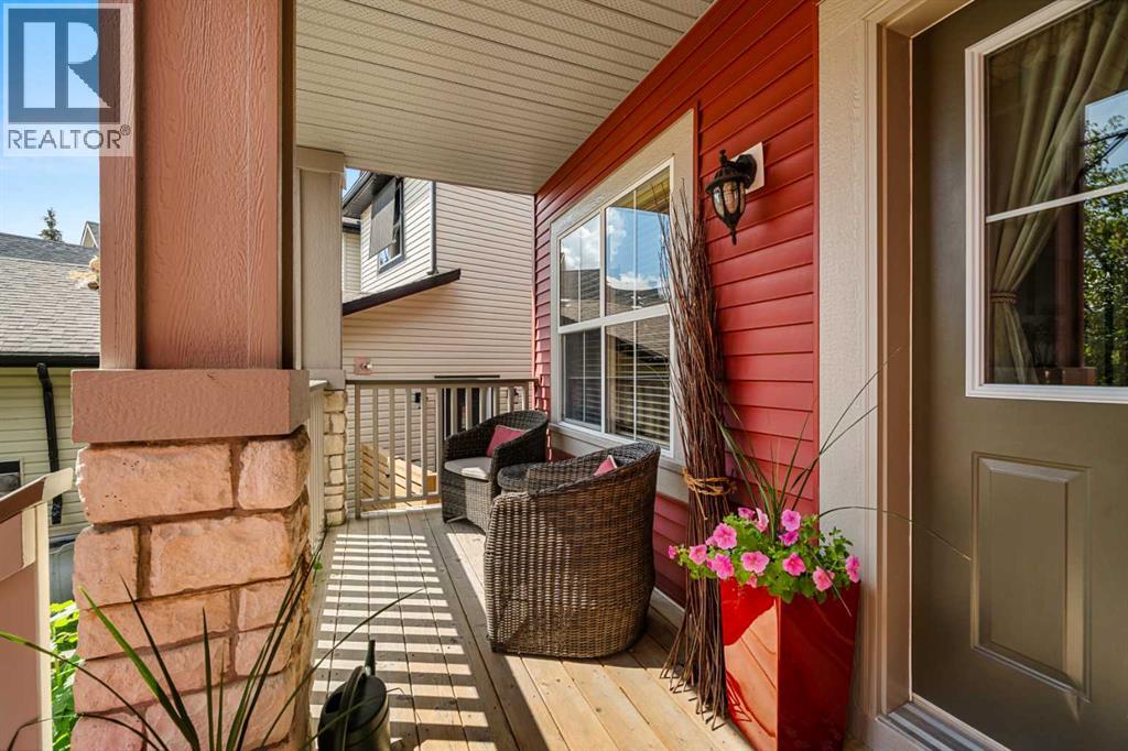 House for Sale in 122 Hidden Creek Heights NW|Calgary, Alberta T3A6K9 3