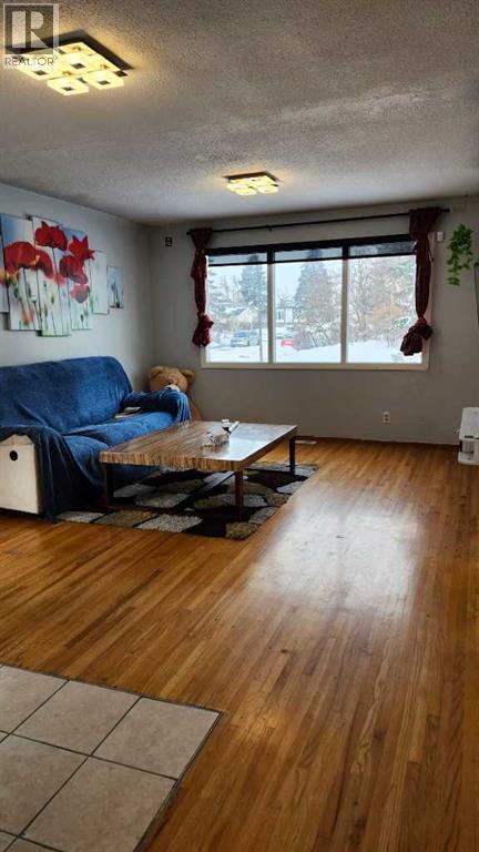 House for Sale in 19 Margate Place NE|Calgary, Alberta t2a3e4 3