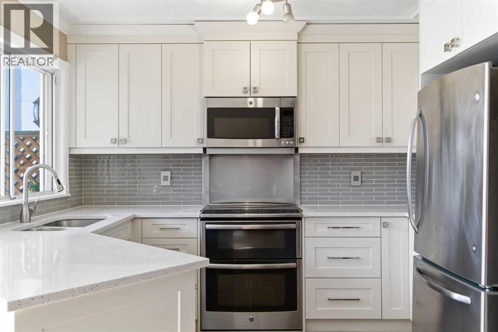 House for Sale in 613 25 Avenue NE|Calgary, Alberta T2E1Y6 5