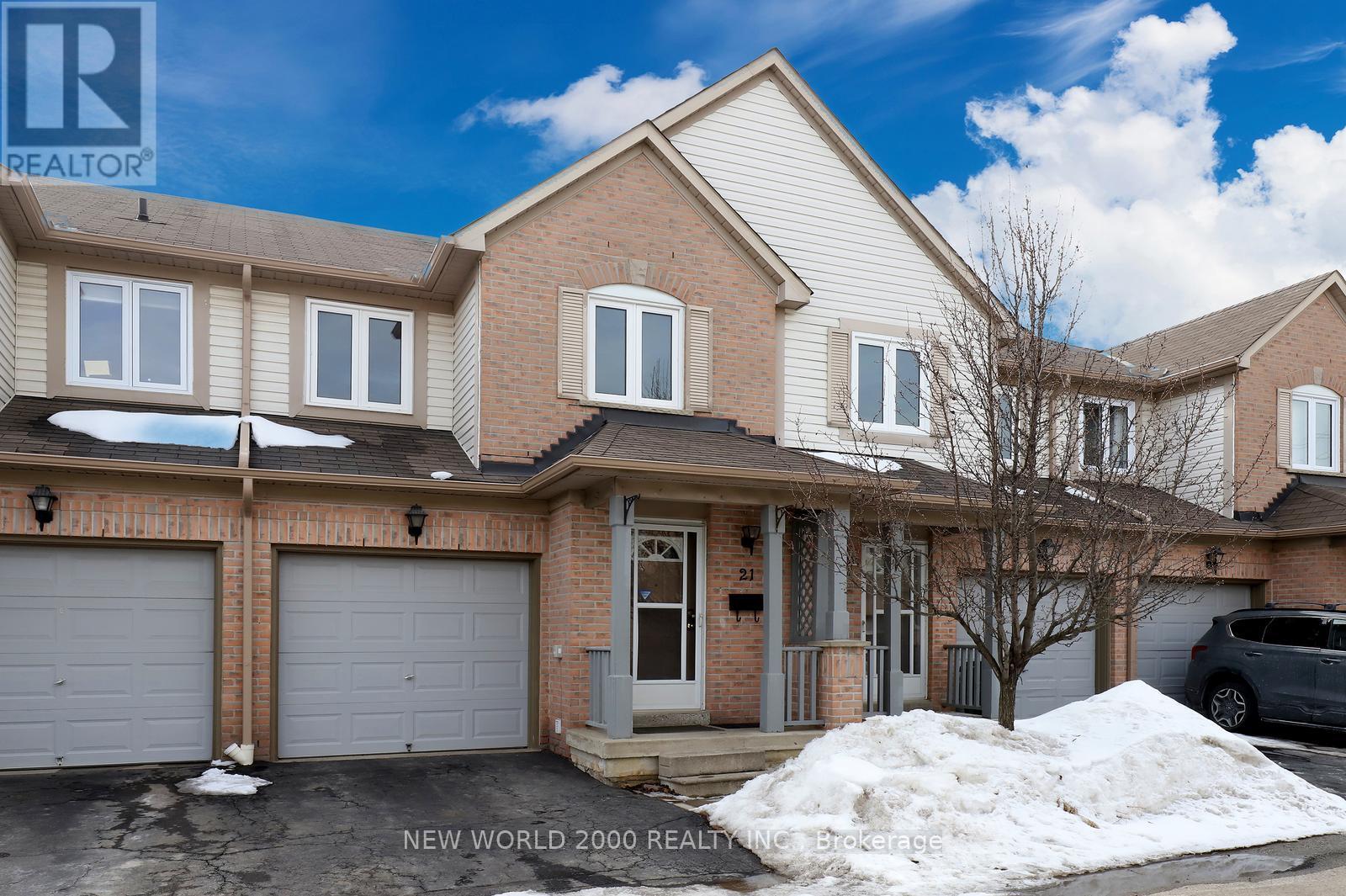 Row / Townhouse for Sale in 21 - 5958 GREENSBORO DRIVE|Mississauga (Central Erin Mills), Ontario L5M5Z9