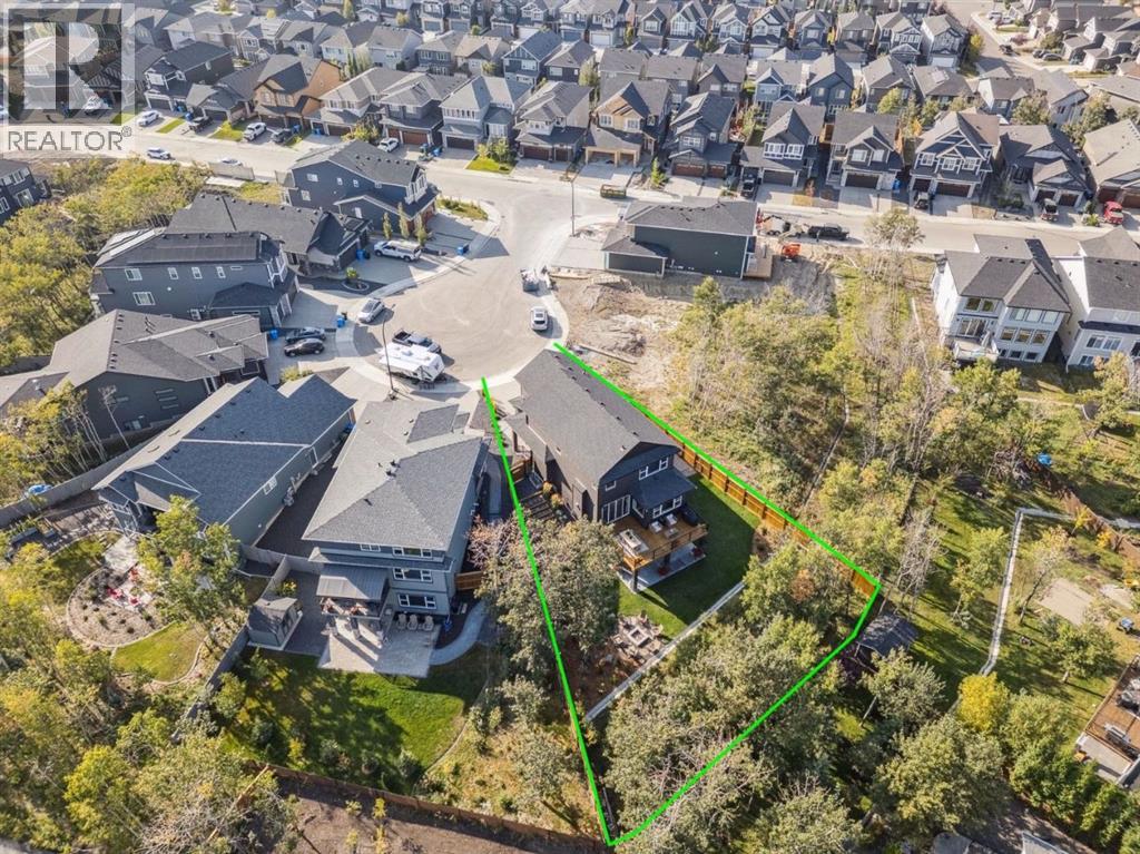 House for Sale in 321 Legacy Woods Manor SE|Calgary, Alberta T2X5A8 2