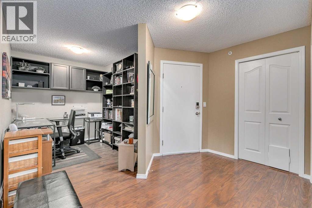 Apartment for Sale in 2414, 60 Panatella Street NW|Calgary, Alberta T3K0M2 2