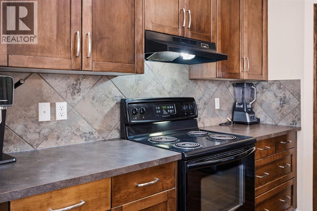 House for Sale in 93 Copperleaf Way SE|Calgary, Alberta T2Z0H9 5