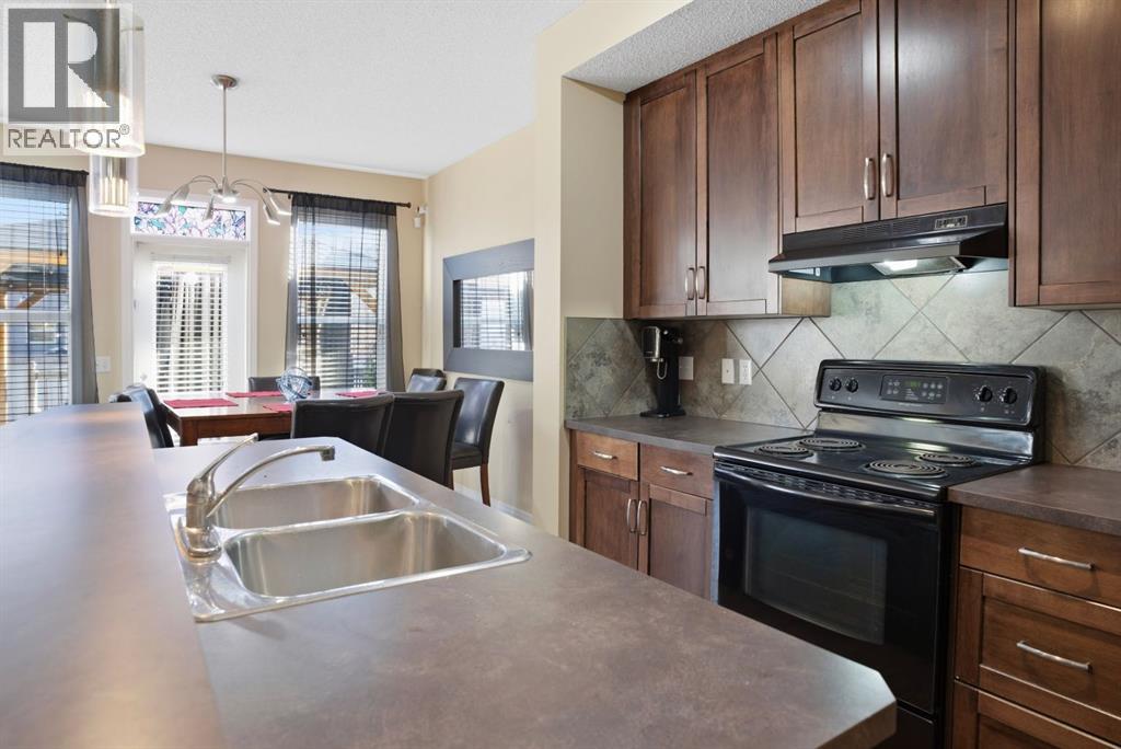 House for Sale in 93 Copperleaf Way SE|Calgary, Alberta T2Z0H9 4