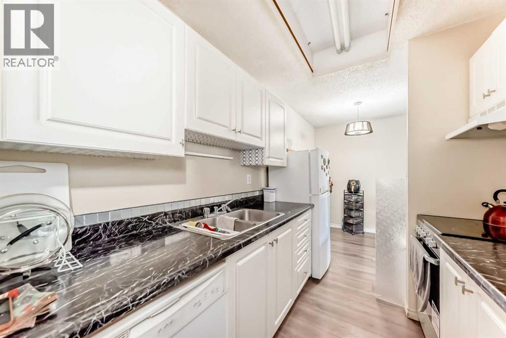 Apartment for Sale in 83E, 231 Heritage Drive SE|Calgary, Alberta T2H1N1 5