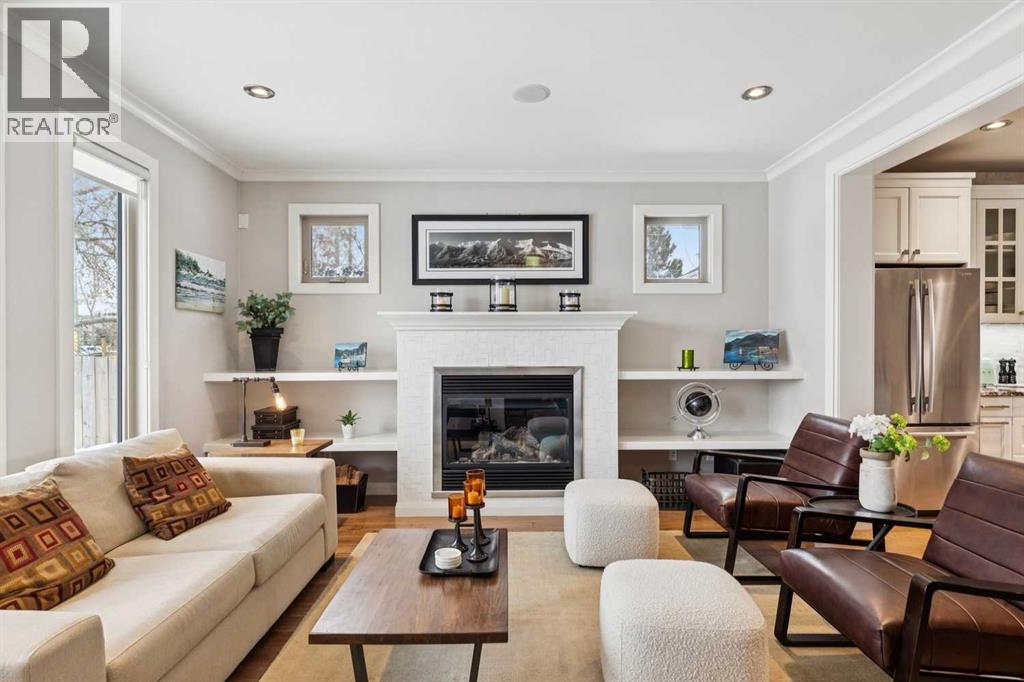 Duplex for Sale in 4415 16 Street SW|Calgary, Alberta T2T4J1 2