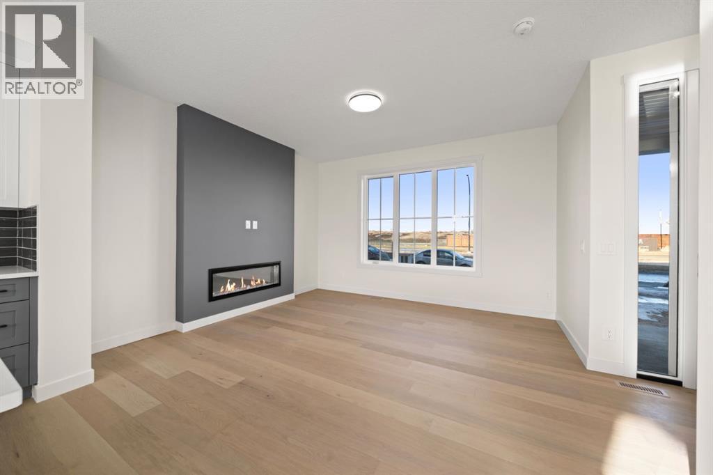 Row / Townhouse for Sale in 25 Sora Gate SE|Calgary, Alberta T3S0A7 3