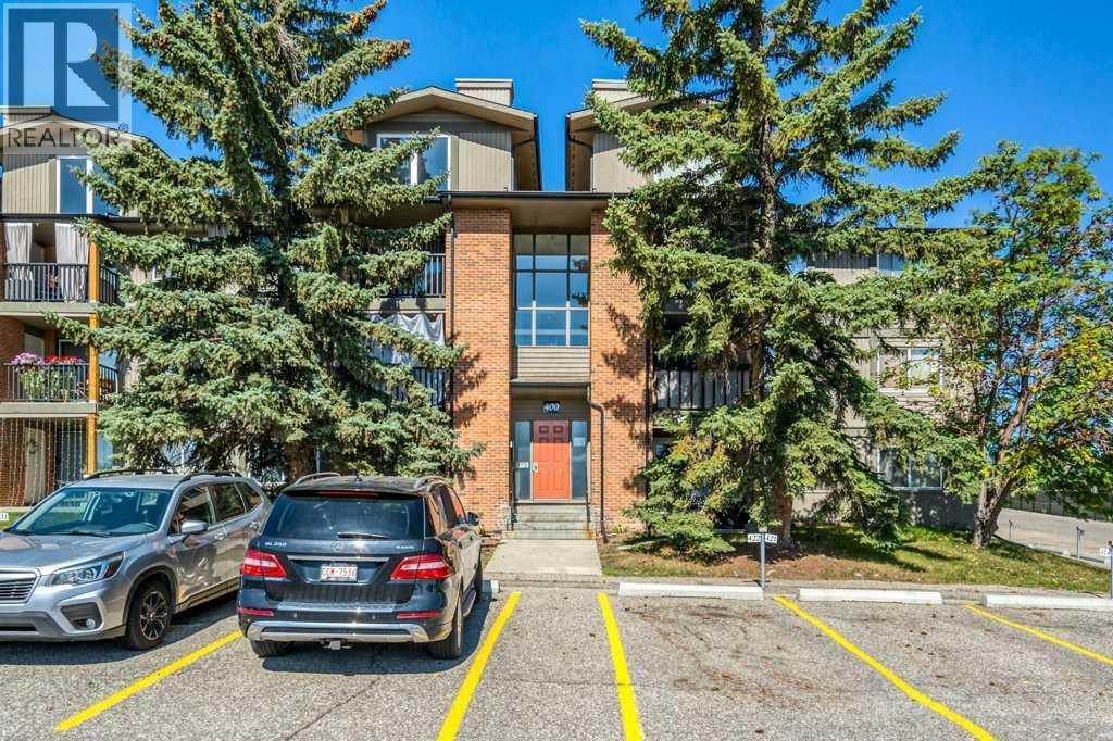 Apartment for Sale in 412, 6400 Coach Hill Road SW|Calgary, Alberta T3H1B8 5